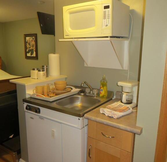 پانسیون Caruso's Accommodation