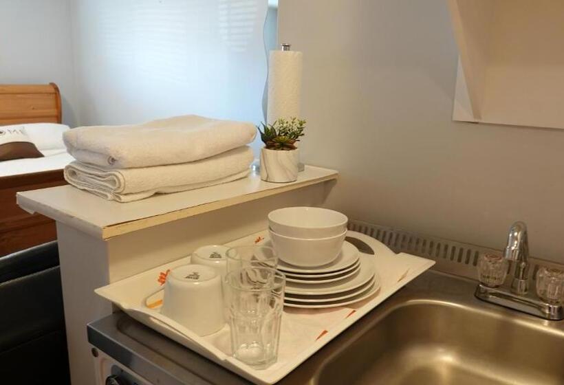 پانسیون Caruso's Accommodation