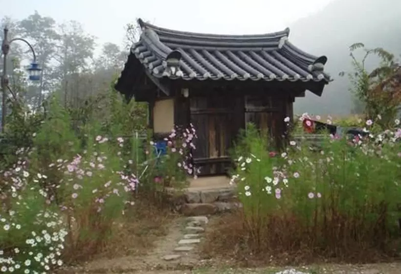 Majatalo Chojeondaek