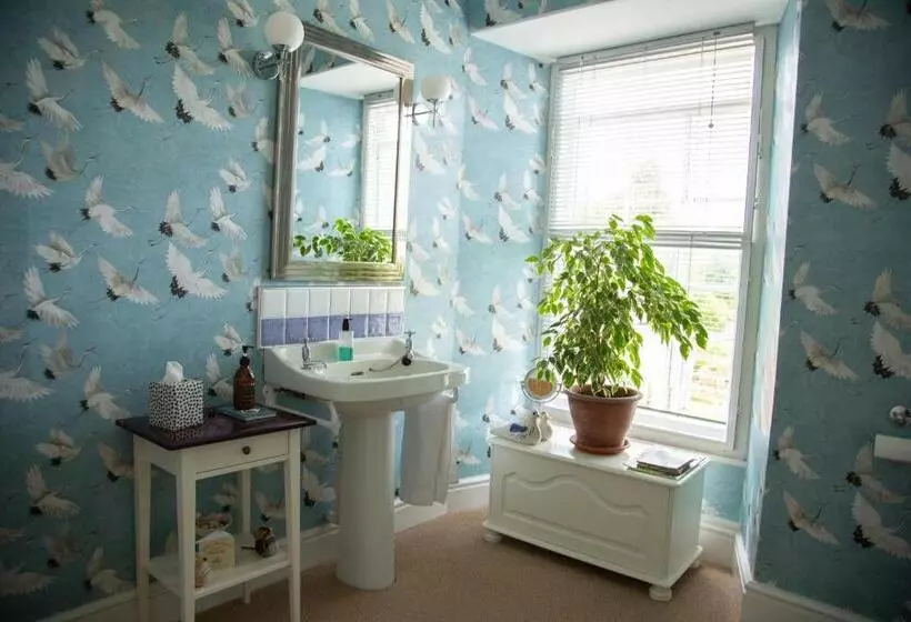 Majatalo Cnapan Guest House