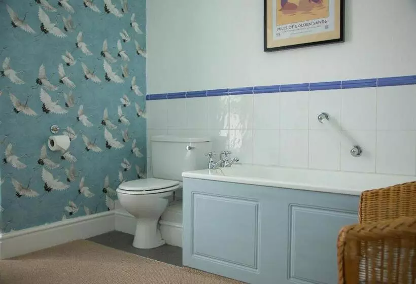 Majatalo Cnapan Guest House