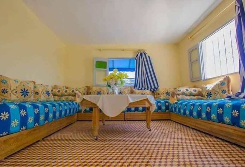 Пансион Gite L Ile Du Caroubier