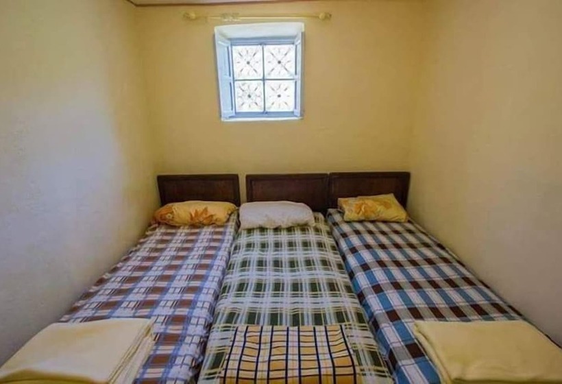 Пансион Gite L Ile Du Caroubier