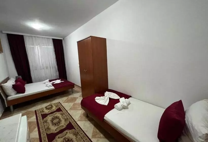 پانسیون Kasneci Apartments