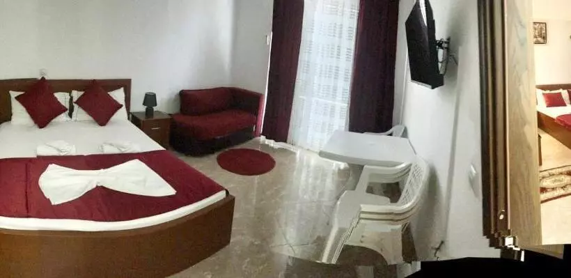 پانسیون Kasneci Apartments