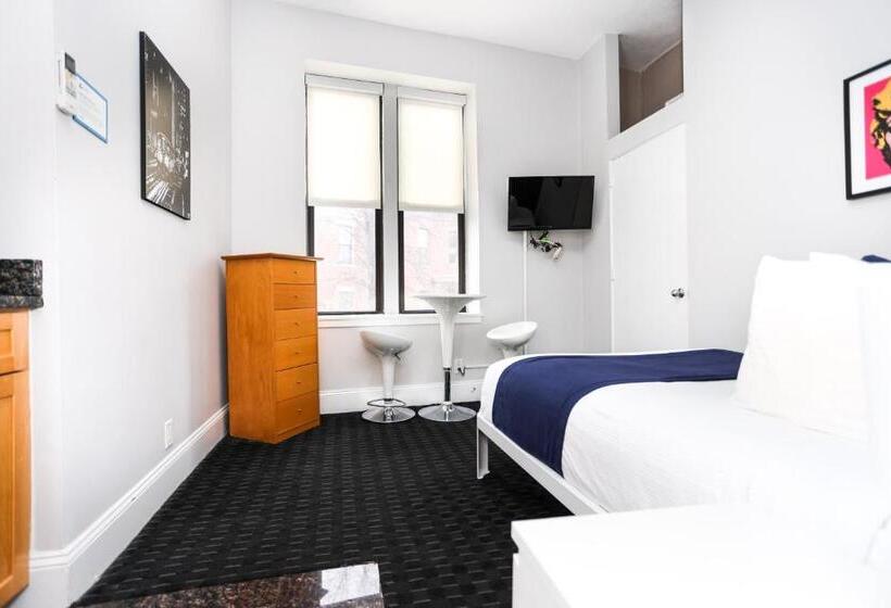 Stylish Downtown Studio In The Southend, C.ave #24