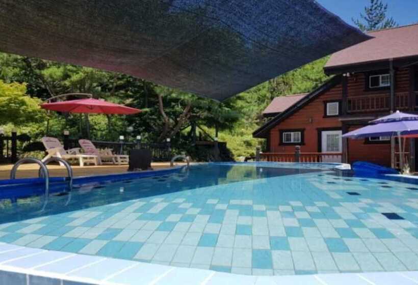Taean Oak Vill Pension