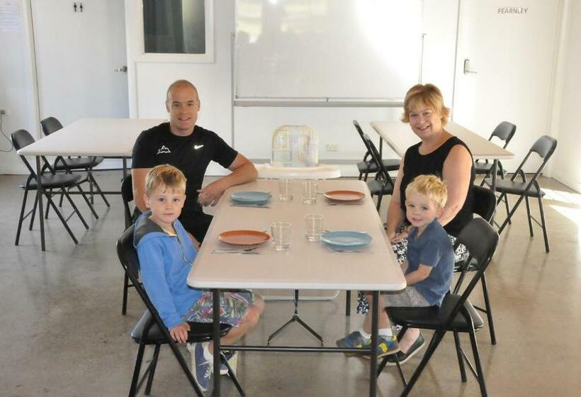 Общежитие Alpine Sports Lodge