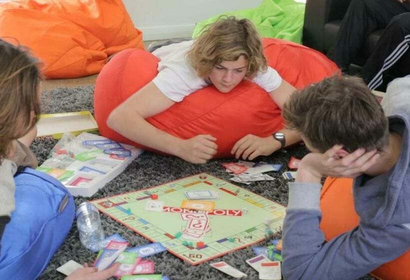 Общежитие Alpine Sports Lodge