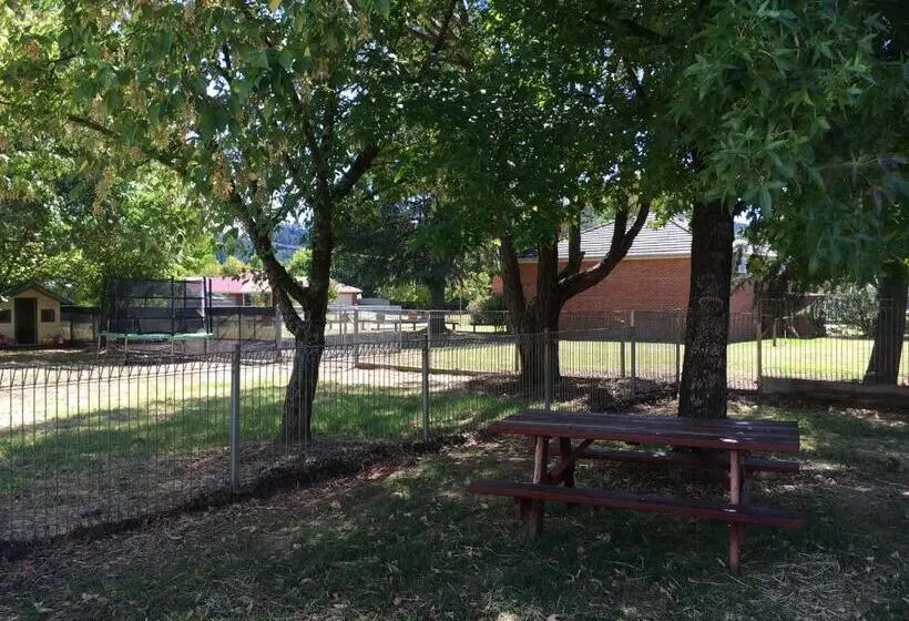 Retkeilymaja Alpine Sports Lodge