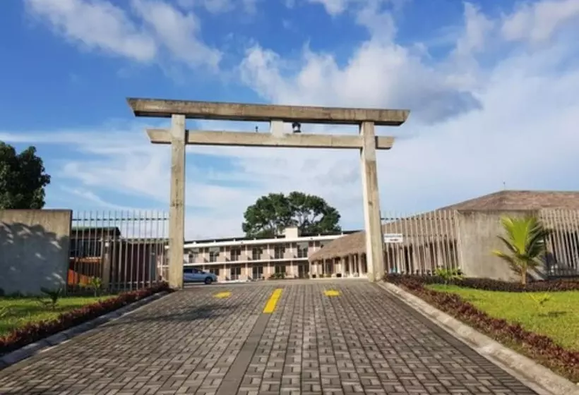 Gran Hotel De Lago   Shushufindi