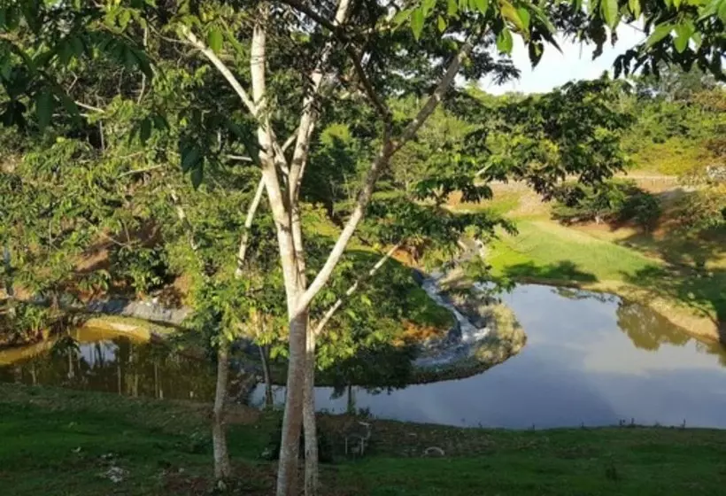 Gran Hotel De Lago   Shushufindi