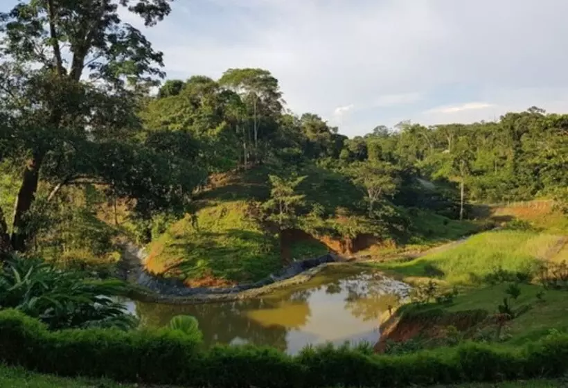 Gran Hotel De Lago   Shushufindi