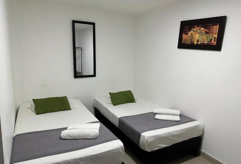 هتل Laureles De Aburrá