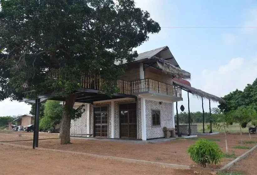 هتل Leopard Lakes, Wilpattu