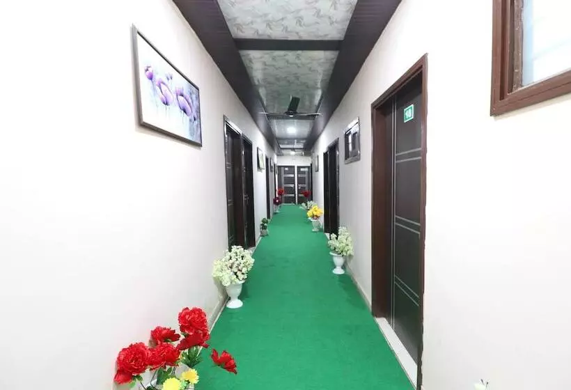 Hotelli New Life By Oyo Rooms