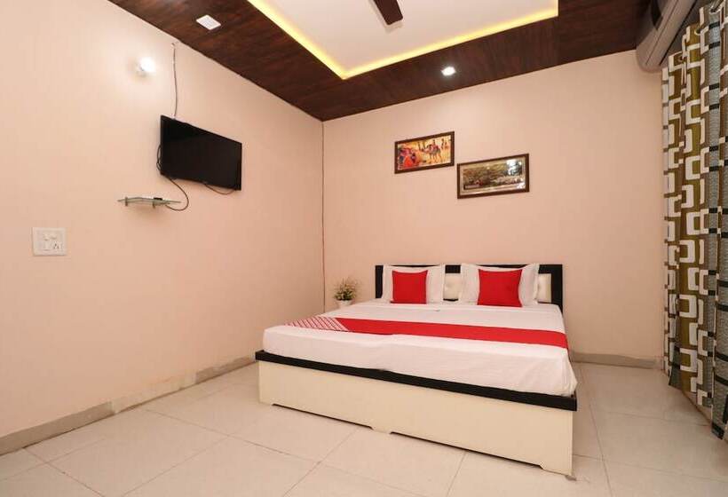 酒店 New Life By Oyo Rooms