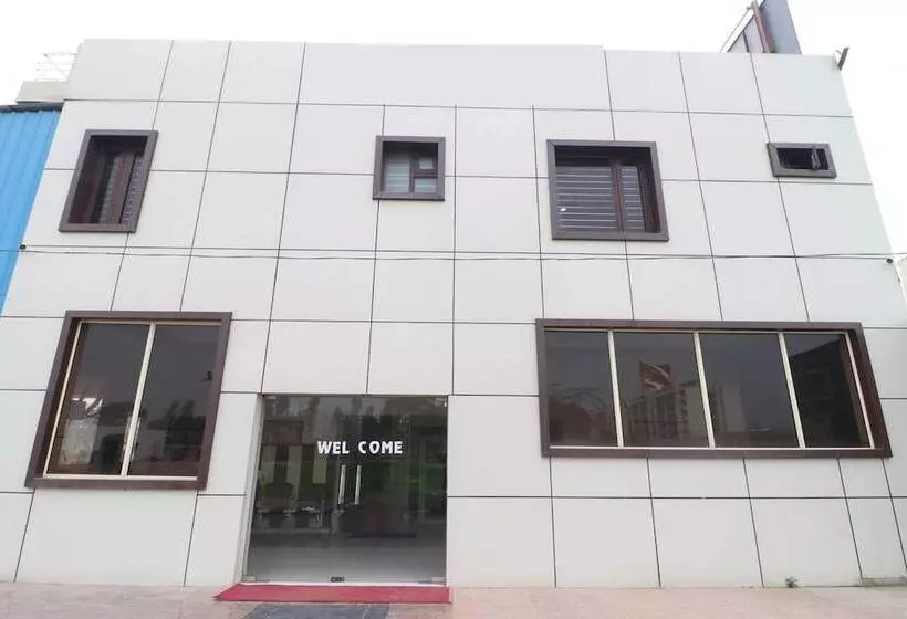 Hotelli New Life By Oyo Rooms