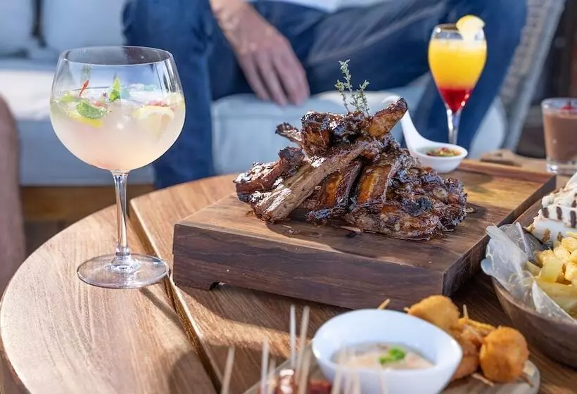 Hotelli Rockfig Lodge Madikwe