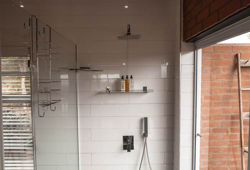 בית מלון כפרי Rockfig Lodge Madikwe