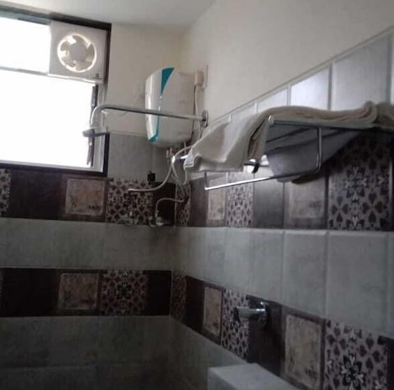 호텔 Sai Krupa Lawn And Regency