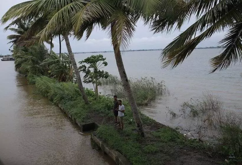 Hotelli Sreekrishna Houseboats
