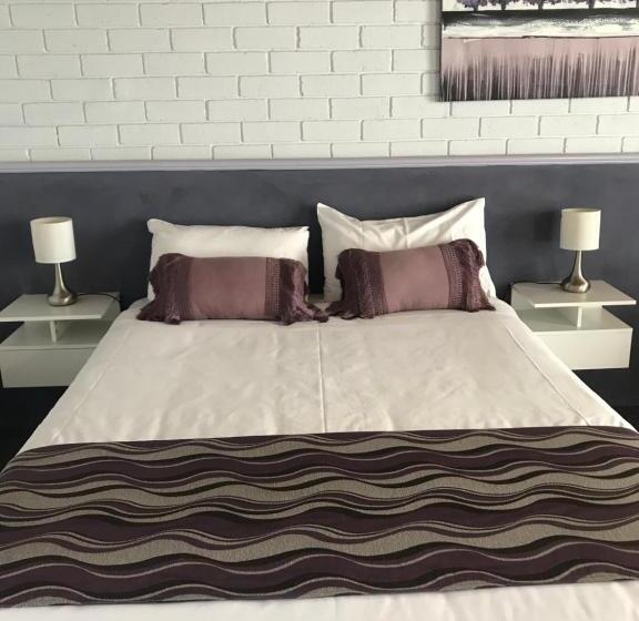 モーテル Bakery Park Motor Inn