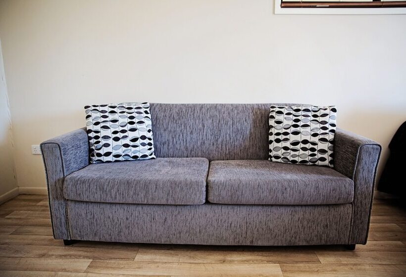 Мотель The Gallery Motor Inn