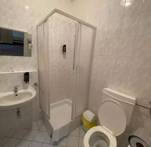 Majatalo Rožmberk Inn