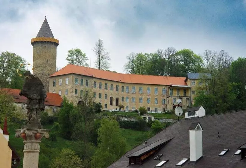 Majatalo Rožmberk Inn