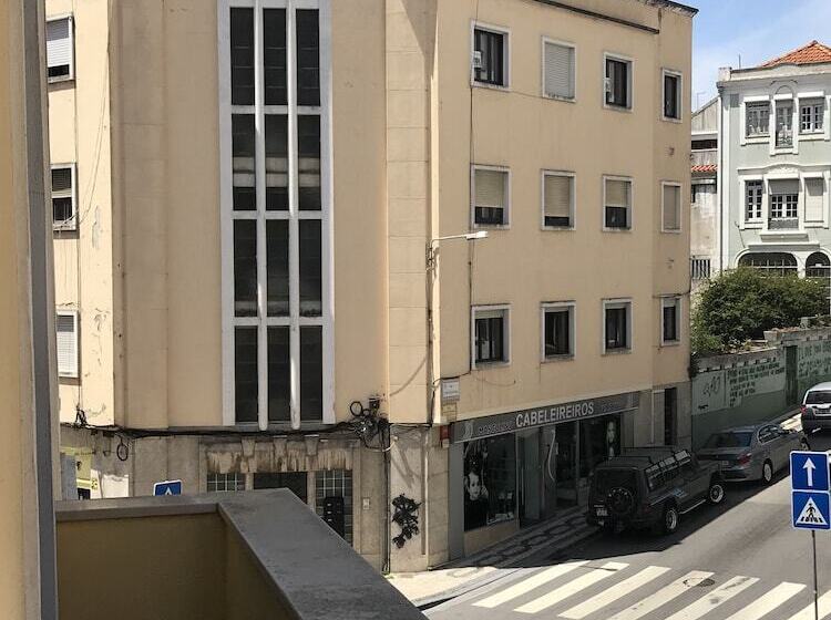 بنسيون Royal Guesthouse