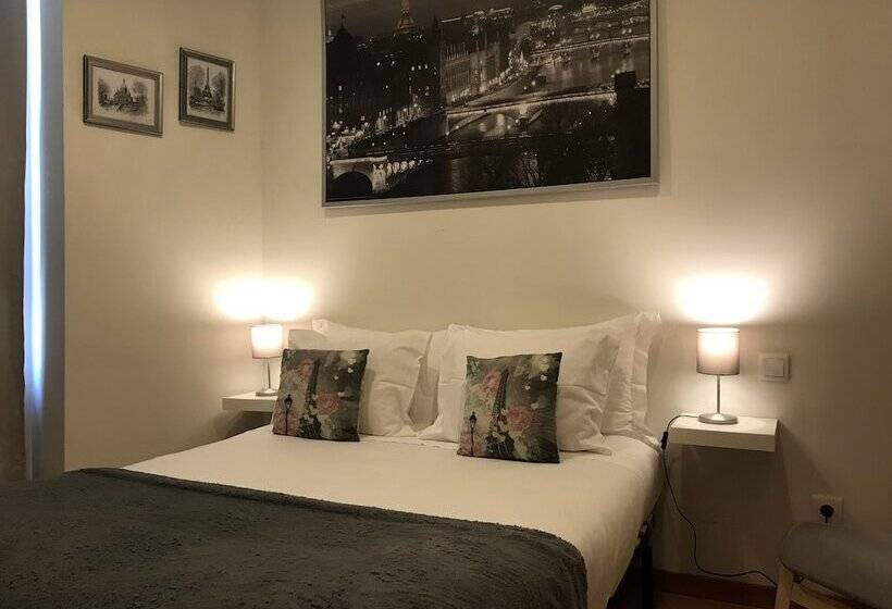 بنسيون Royal Guesthouse