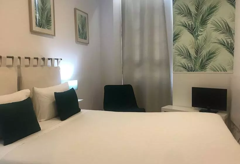 ペンション Royal Guesthouse