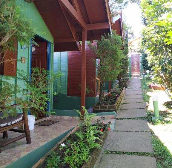 بنسيون Tirol Chalés