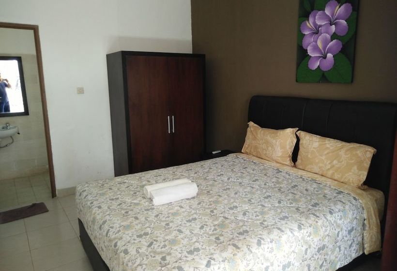 펜션 Tombong Limo Homestay