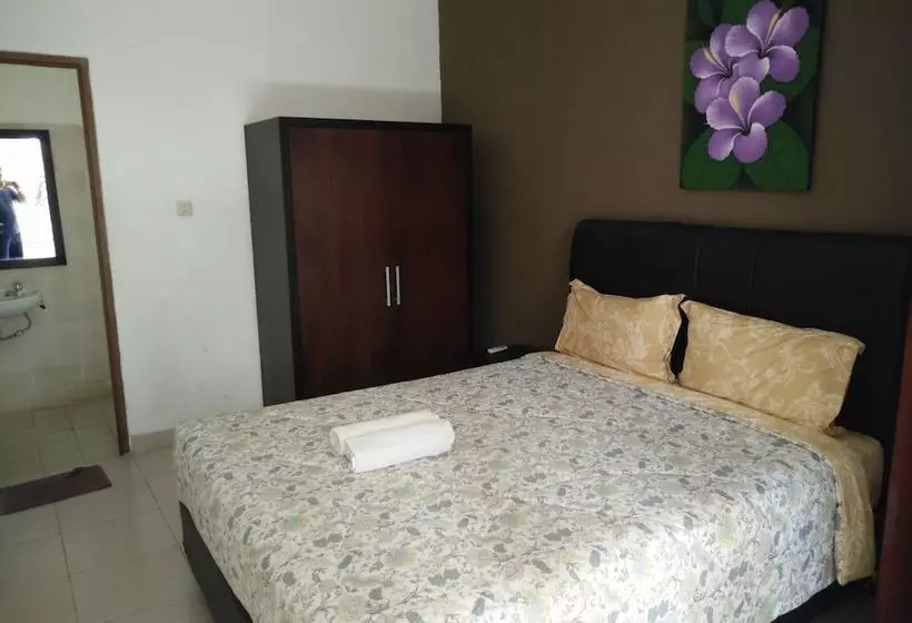 Majatalo Tombong Limo Homestay