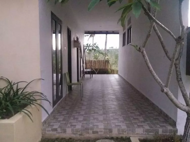 Majatalo Tombong Limo Homestay