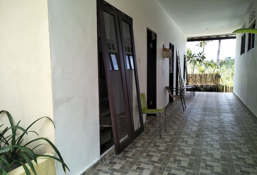 펜션 Tombong Limo Homestay