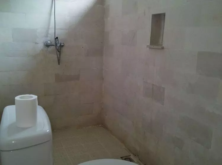 Majatalo Tombong Limo Homestay