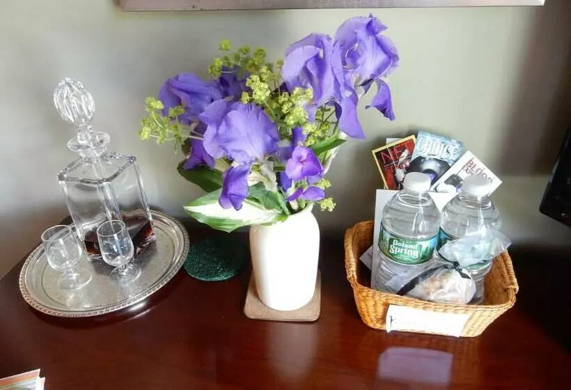 Bed and Breakfast A Butler S Manor