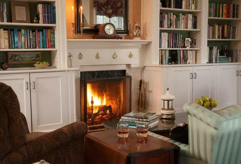 Bed and Breakfast A Butler S Manor