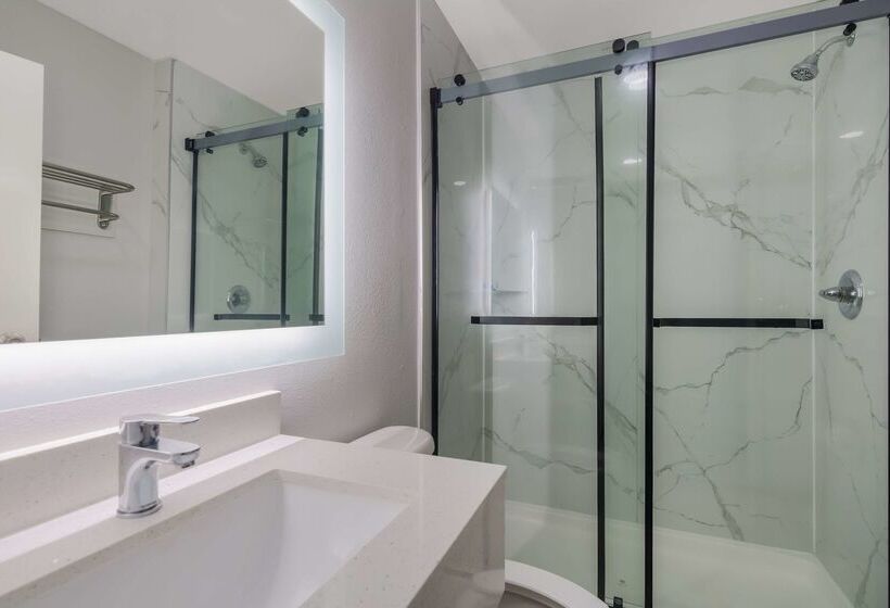 Szálloda Americas Best Value Inn And Suites Lake Charles