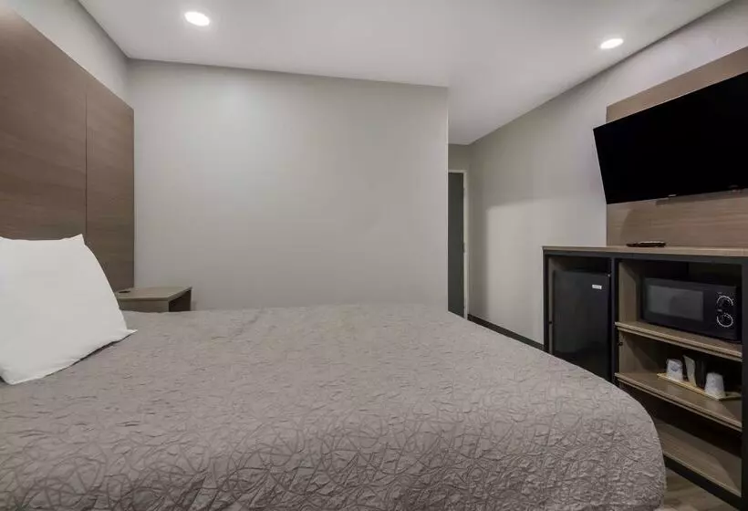 Отель Americas Best Value Inn And Suites Lake Charles