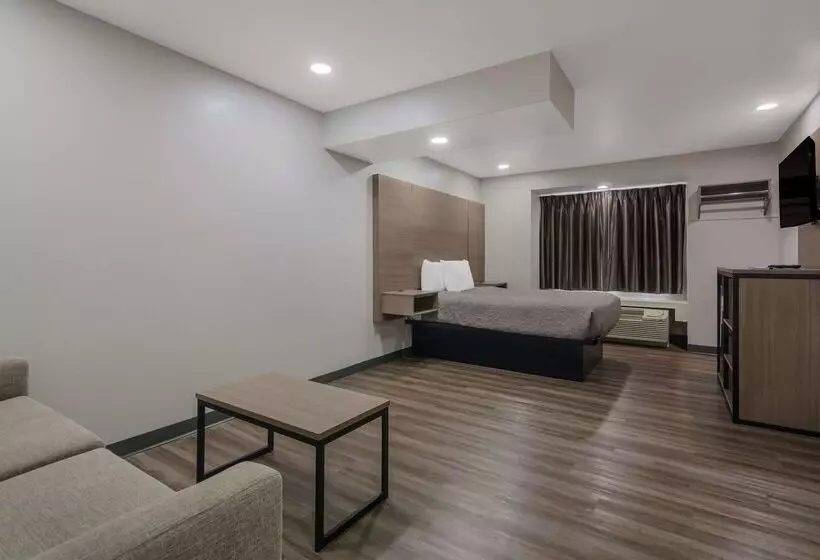 Отель Americas Best Value Inn And Suites Lake Charles