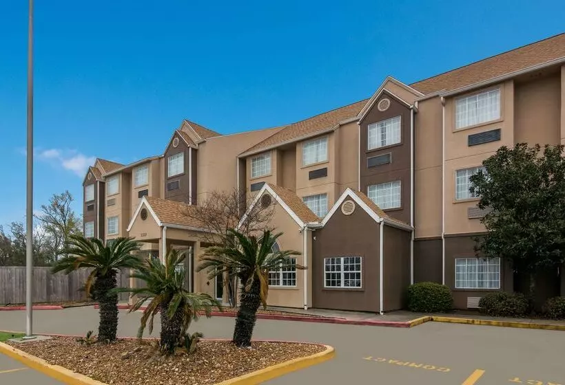 Отель Americas Best Value Inn And Suites Lake Charles