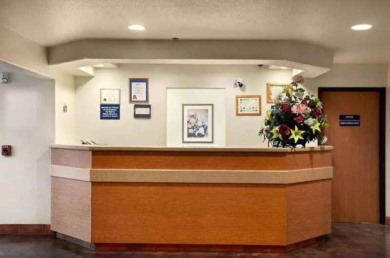 ホテル Americas Best Value Inn And Suites Ada