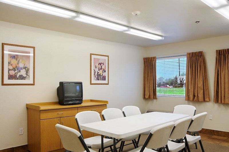 Hotelli Americas Best Value Inn And Suites Ada