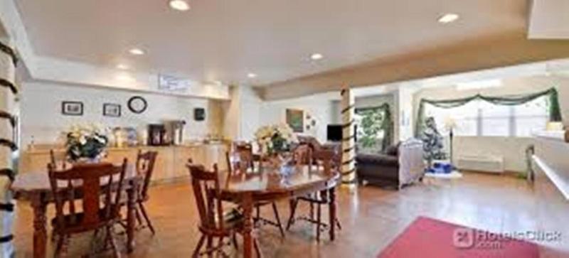Hotelli Americas Best Value Inn And Suites Ada