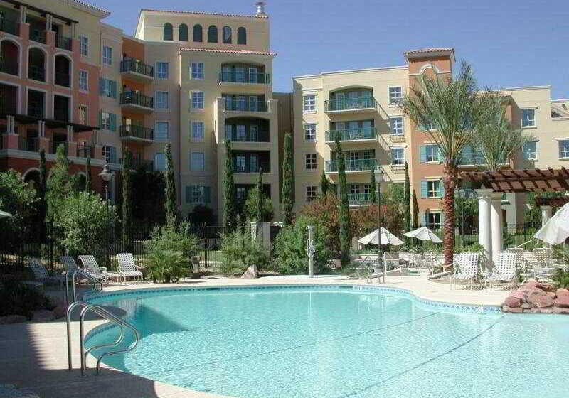 בית מלון כפרי Aston MonteLago Village Resort