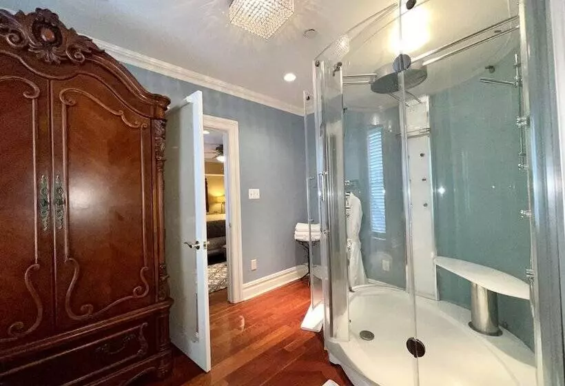 فندق Atlantis Inn